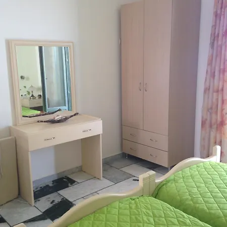 Kalados -beachfront Studios- Lägenhet *