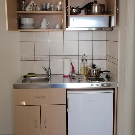 Kalados -beachfront Studios- *