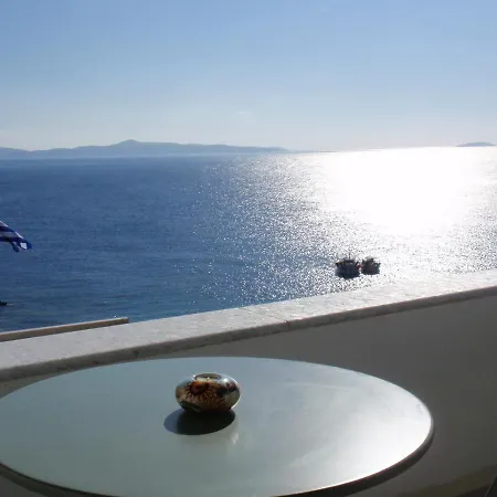 Lägenhet Kalados -beachfront Studios-