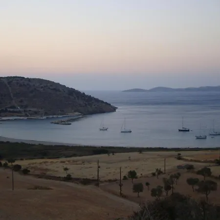 Lägenhet Kalados -beachfront Studios- *