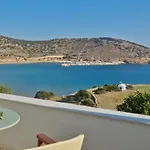 Kalados -beachfront & Restaurant - 아파트 Kalando