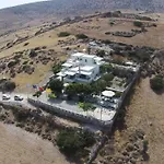 아파트 Kalados -beachfront & Restaurant - *