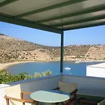 아파트 Kalados -beachfront & Restaurant - Kalando