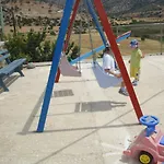 Kalados -beachfront & Restaurant - 아파트 *