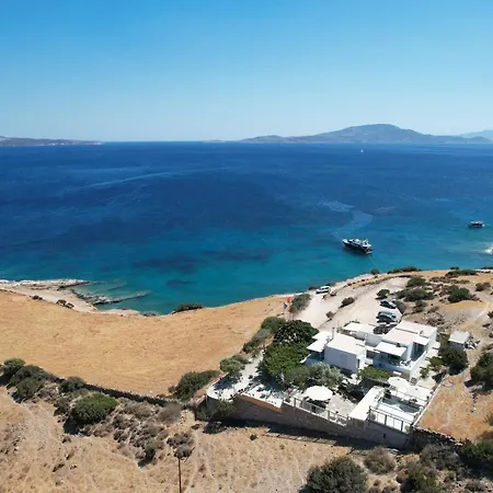 Kalados -beachfront Studios- Apartment *