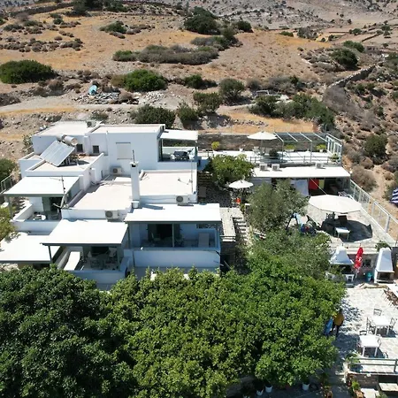 Kalados -beachfront Studios- *