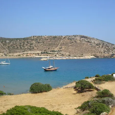 Kalados -beachfront Studios- Апартаменты