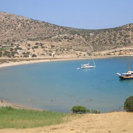 Kalados -beachfront Studios- *