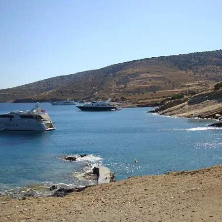 Kalados -beachfront Studios- * Kalando