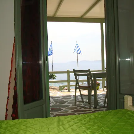Apartment Kalados -beachfront Studios- Kalando