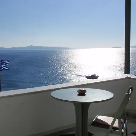 Kalados -beachfront Studios- * Kalando