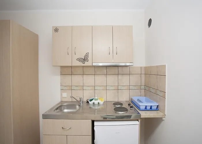 Kalados -beachfront Studios-