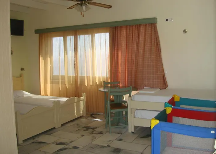 아파트 Kalados -beachfront Studios- Kalando